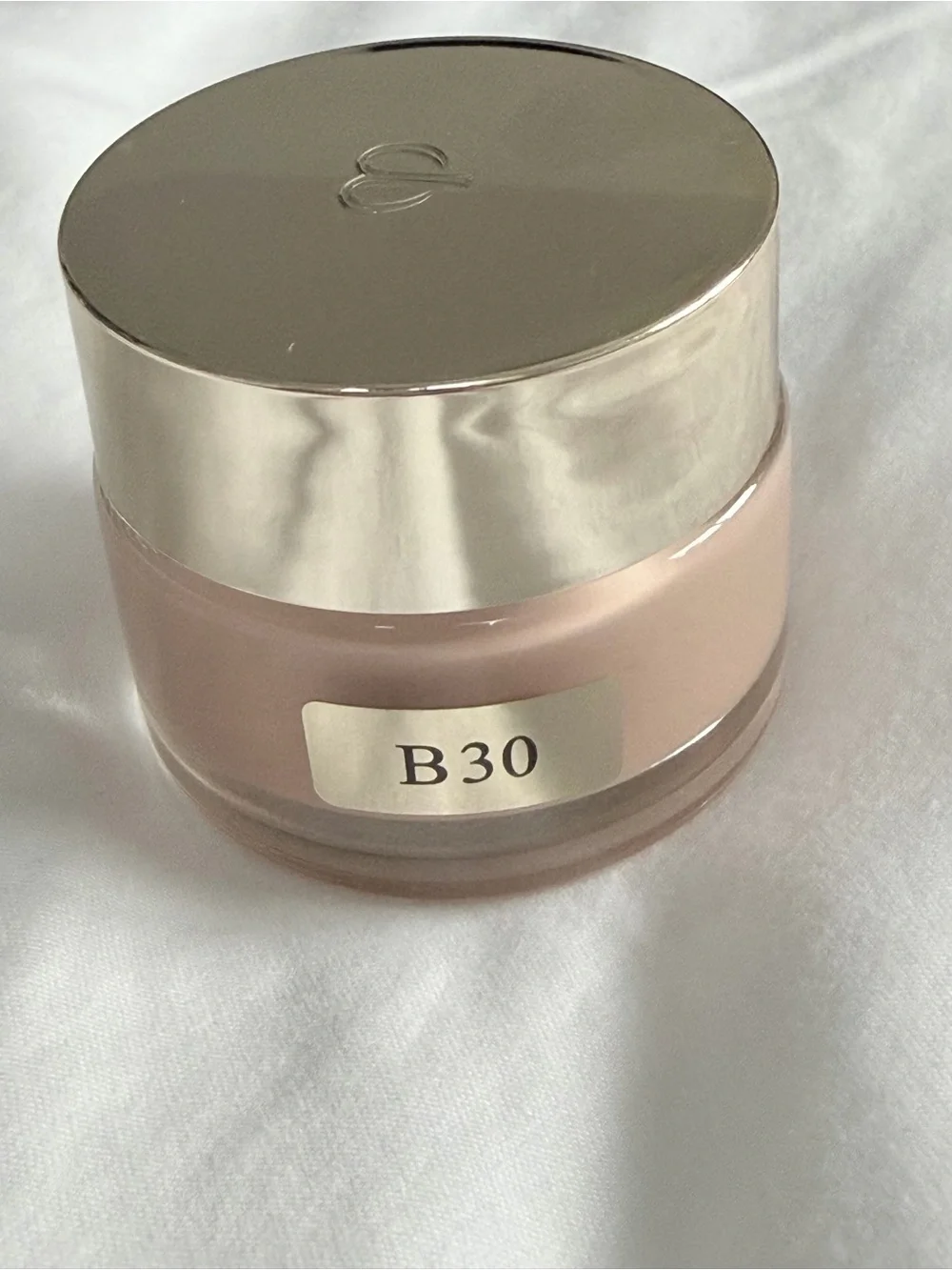 CLE DE PEAU Le Fond de Teint Cream Foundation - B-30 (15 ml)